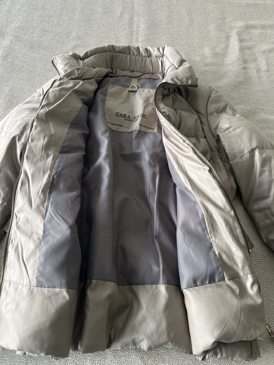 Zara Giacche: Daunenjacke Zara Basic taupe, Grösse S – Usato da Meilen venduto da Namaycus 2