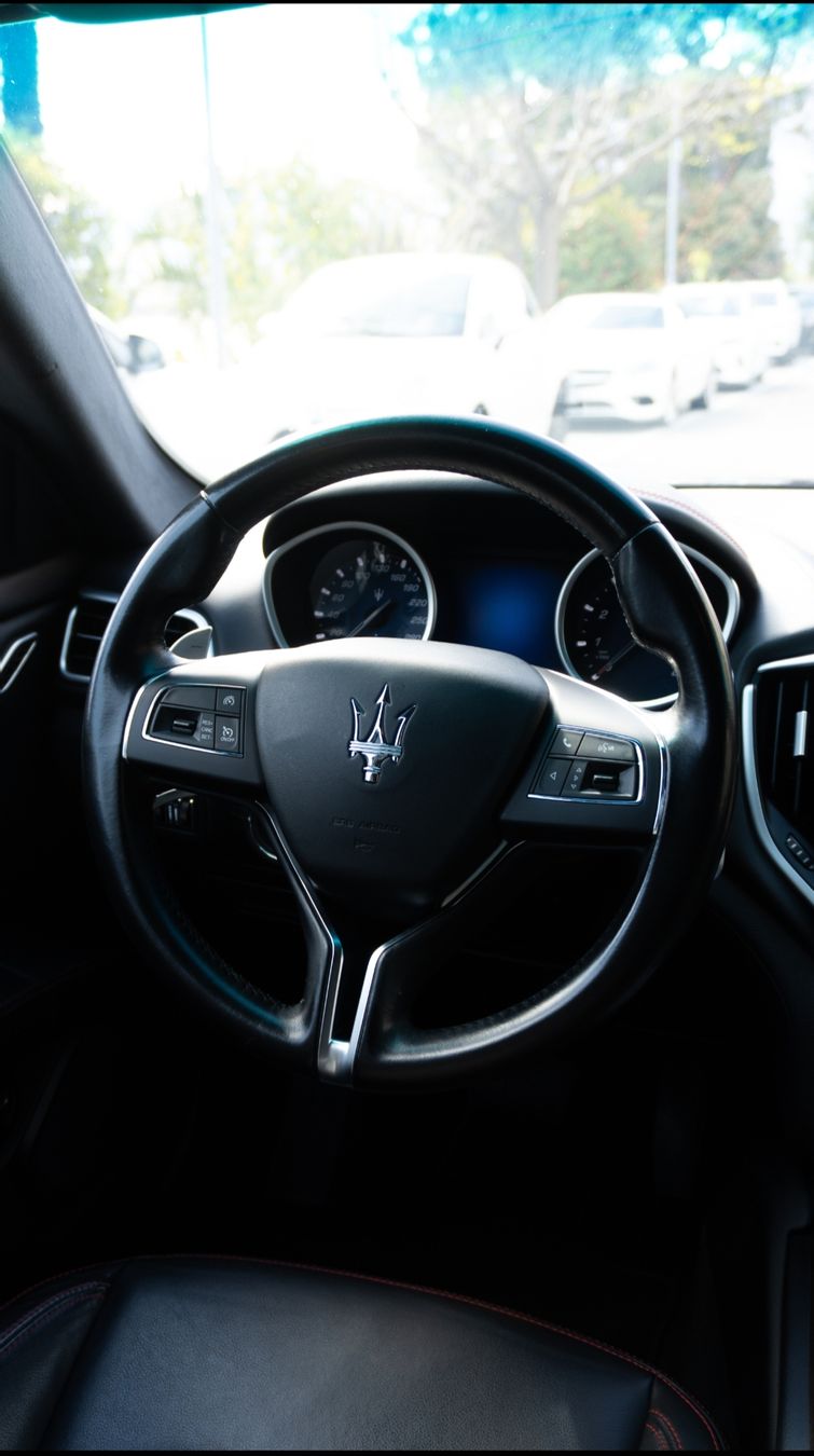 Maserati Automobili: Maserati Ghibli SQ4 – Usato da Agarone venduto da Dejan. 3