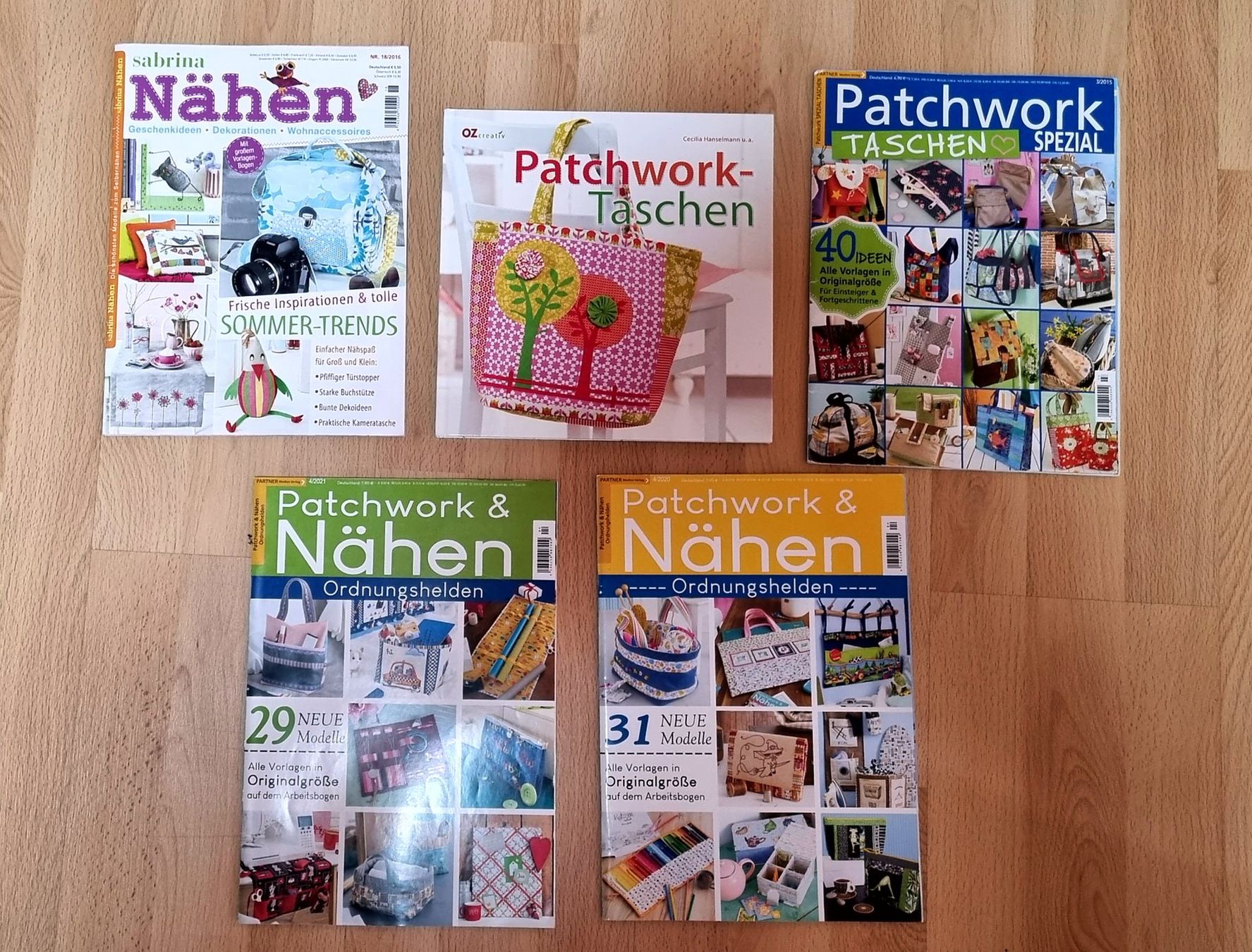 Cartamodelli: 4 Patchwork Nähmagazine + 1 Buch, alles mit Schnittmuster – Usato da Effretikon venduto da lenalisa63