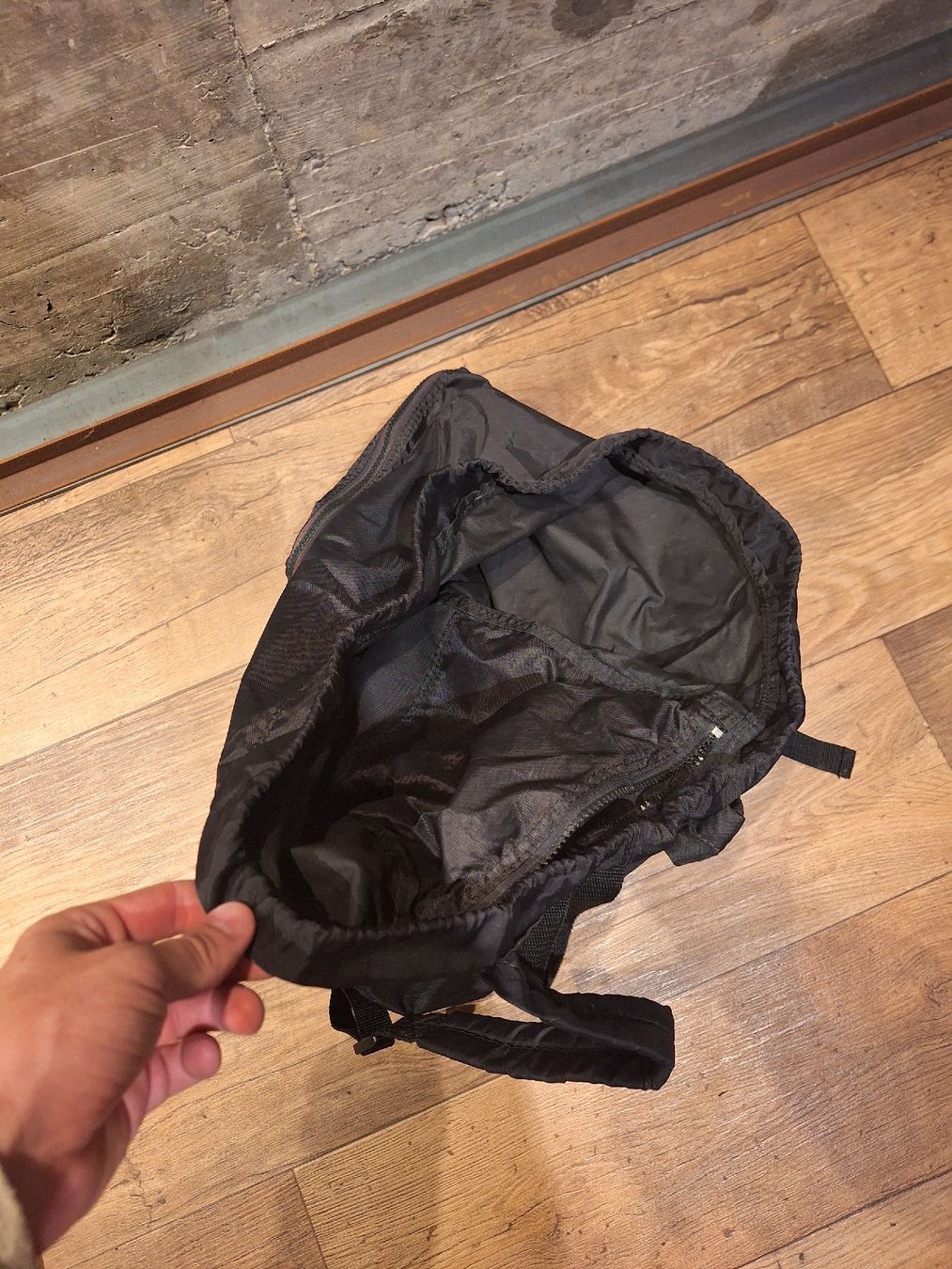 Mute per immersioni: BARE Tauchanzug Tasche – Usato da Ipsach venduto da nik_6hkj 1