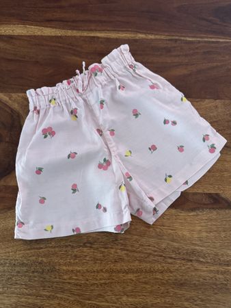✨🍬🍭Kurze Hose Gr. 98 aus Baumwolle Neuwertig🍬🍭✨