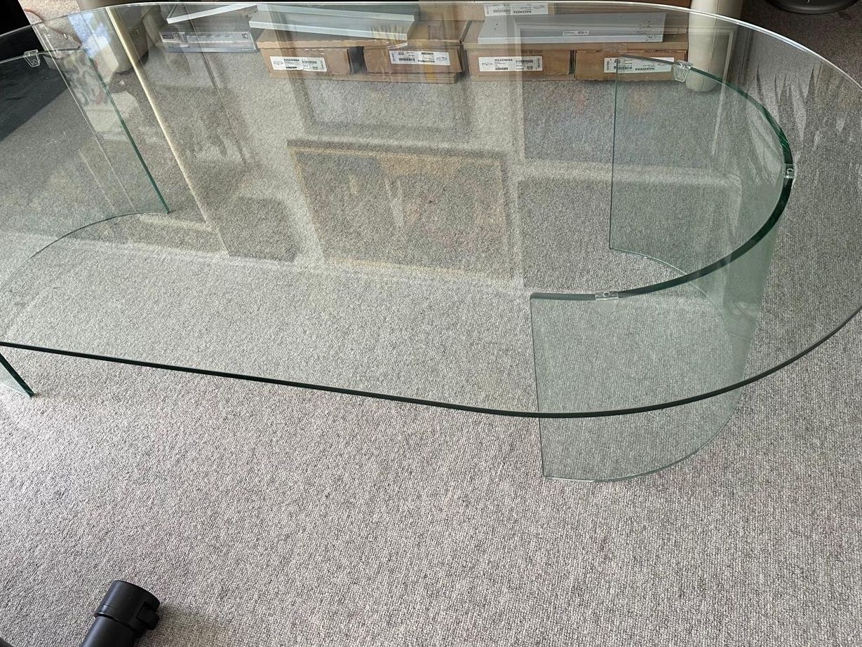Tavoli: Designer Glas Tisch, oval, zeitlos – Usato da Niederhasli venduto da pat_6g78