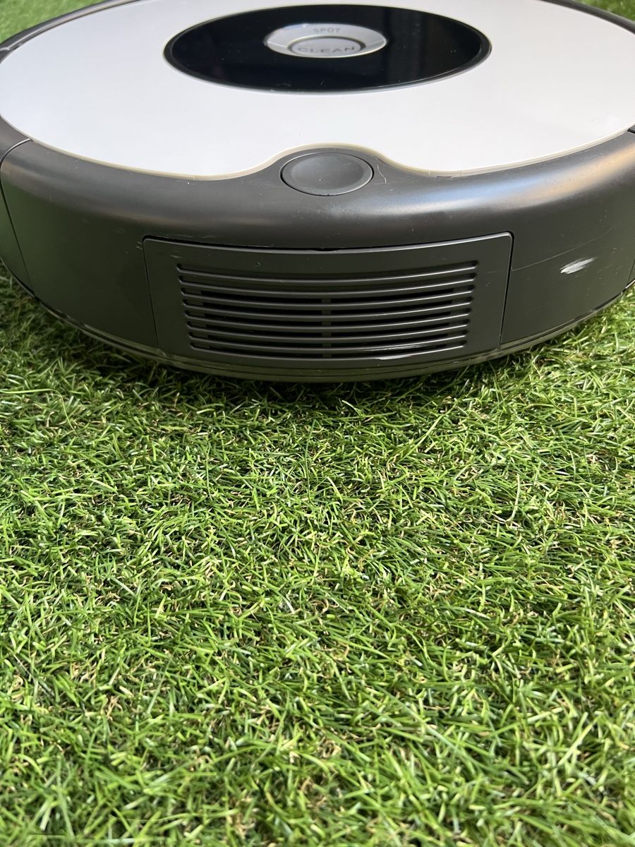 Irobot Staubsauger & Zubehör: iRobot Roomba 605 Roboterstaubsauger – Gebraucht aus Chur von ZATO 2