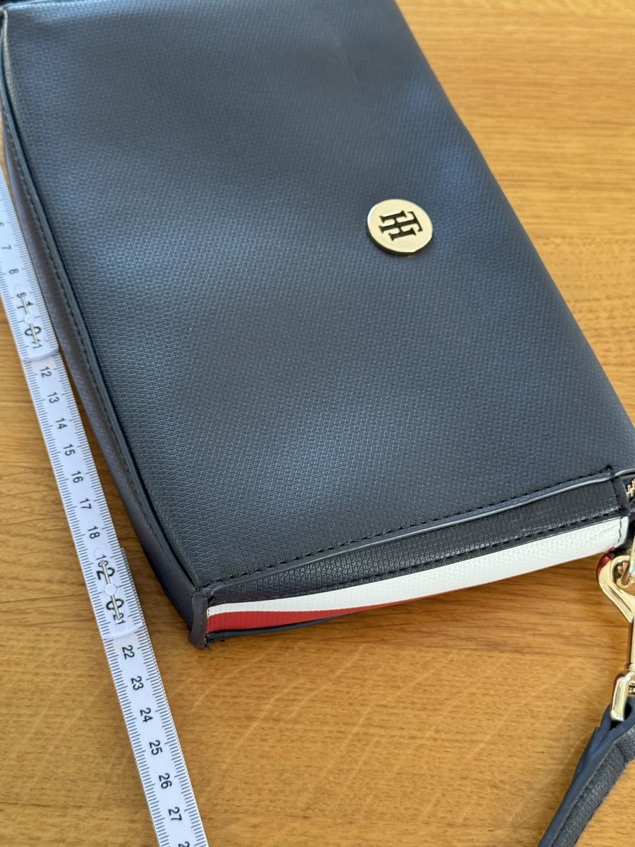 Sacs femmes: Tommy Hilfiger Tasche – D'occasion à Regensdorf par Rina49 3