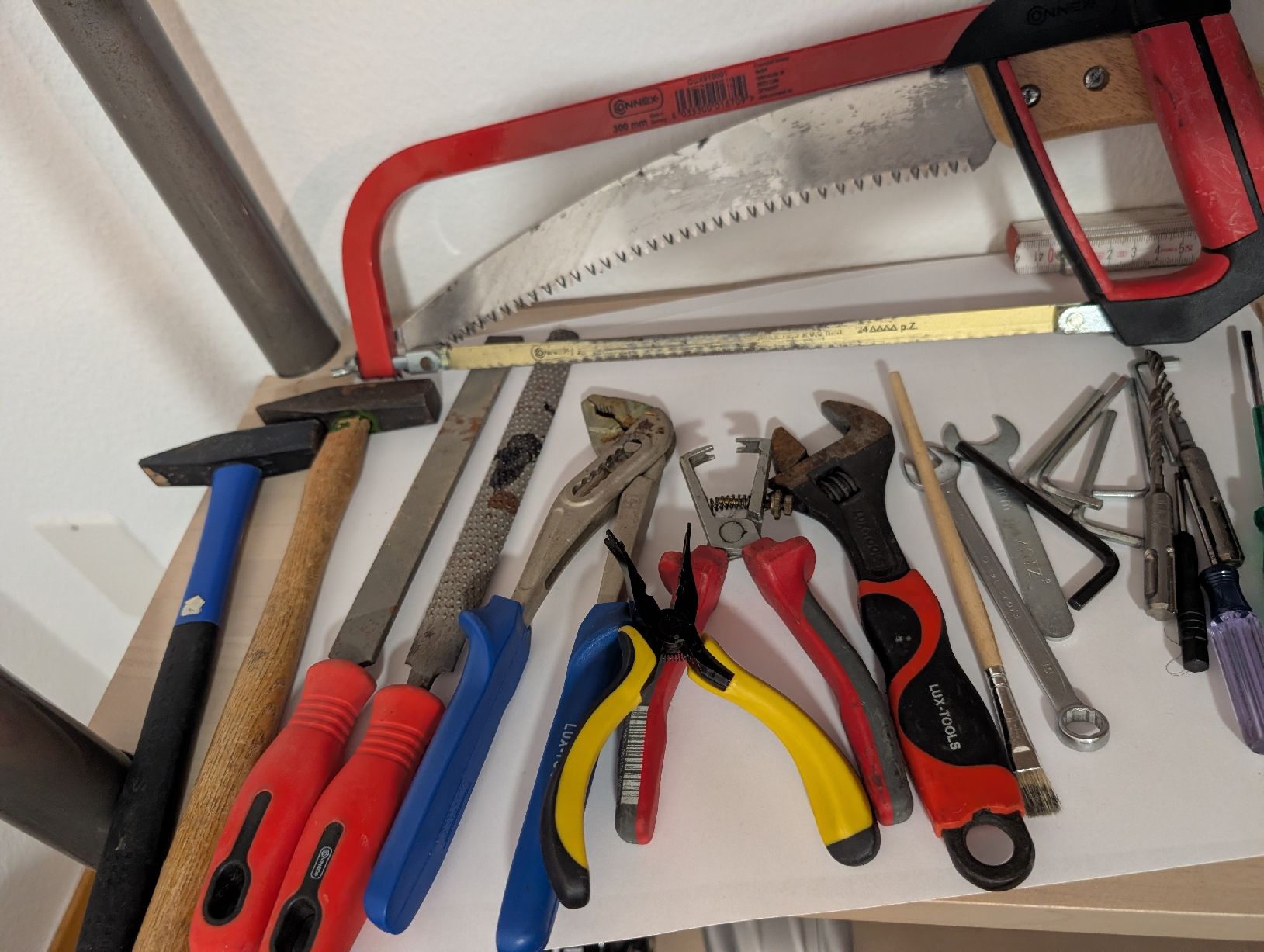 Tutti gli attrezzi: Werkzeug- und Büromaterial Paket – Usato da Roggwil BE venduto da MA-4900 3