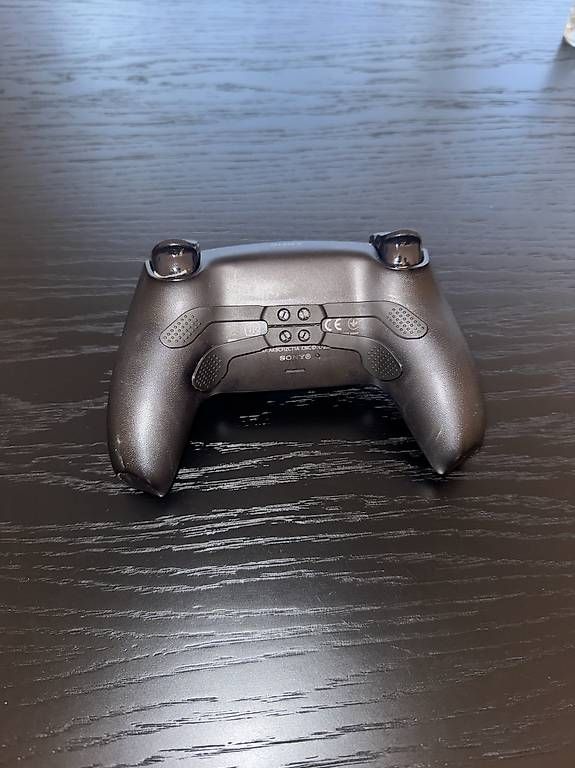 Controller: PS5 rocket Controller – Nuovo e nell'imballaggio originale da Domat/Ems venduto da samiramia 1