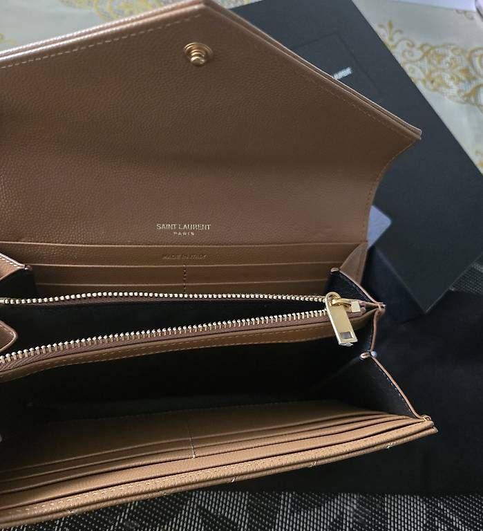 Portamonete: YSL Cassandre portemonnaie large original – Usato da Spiegel b. Bern venduto da jer_2drq 1