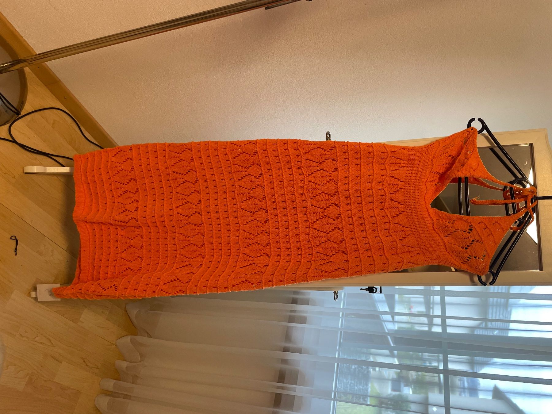 Vestiti: Sommerkleid gestrickt orange Neckholder Grösse S – Nuovo (secondo la descrizione) da Oberglatt ZH venduto da Hero1512