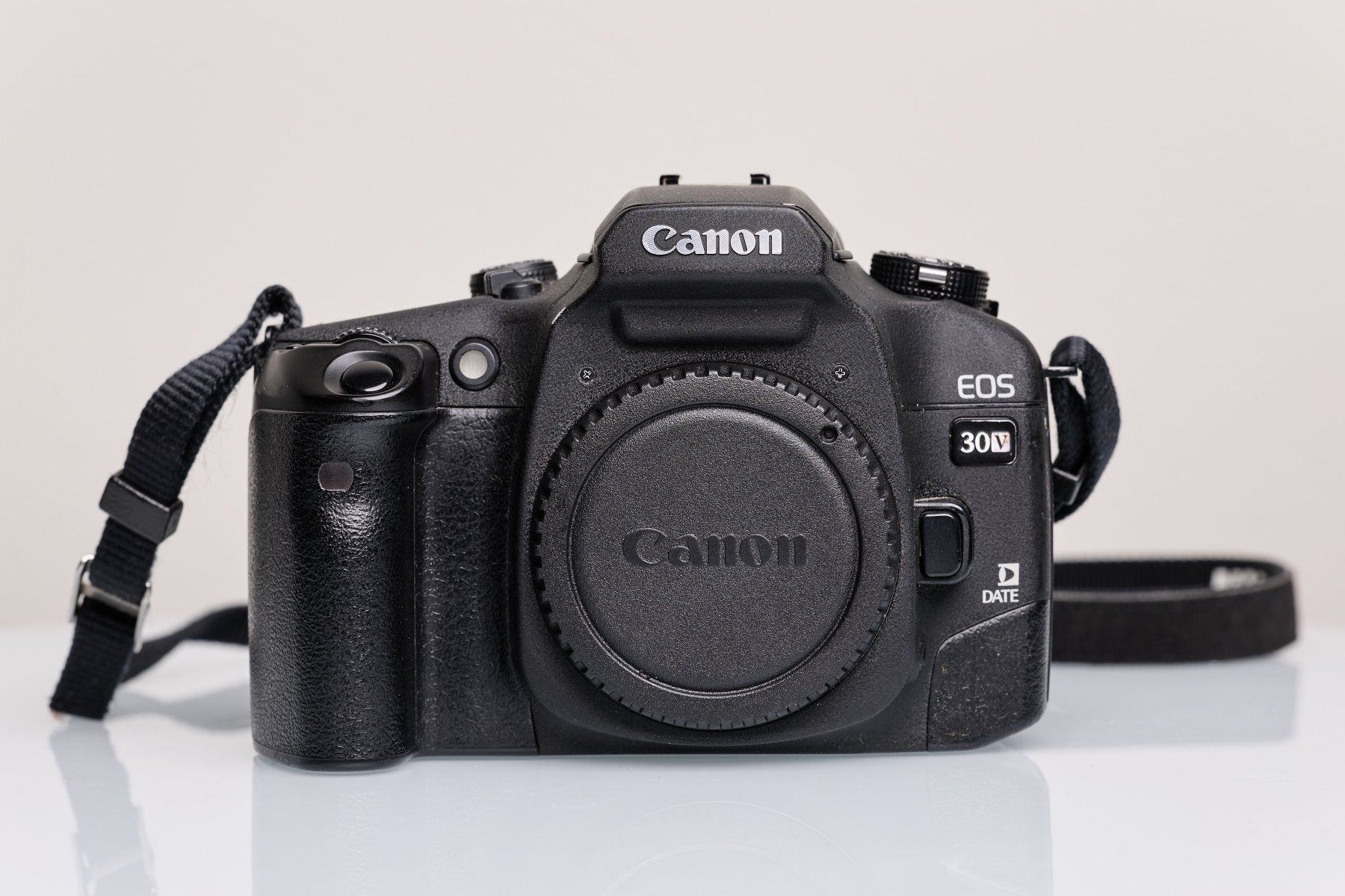 Canon Kamera: Canon EOS 30V mit Batteriegriff (BP-300) – Gebraucht aus Grüt Gossau ZH von ValentinHehli 1