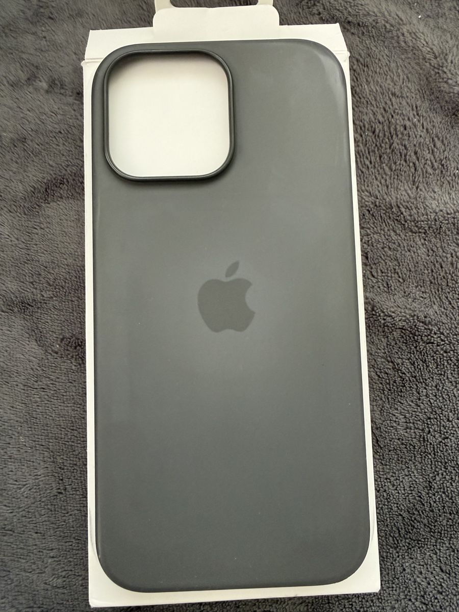 Apple Cover & Protezioni schermo: Apple iPhone 16 Pro Max Silikon Case grau  – Usato da Davos Platz venduto da Momi7 2