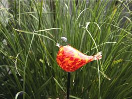 Gartenstecker Vogel aus Glas orange 90cm / Glaskunst