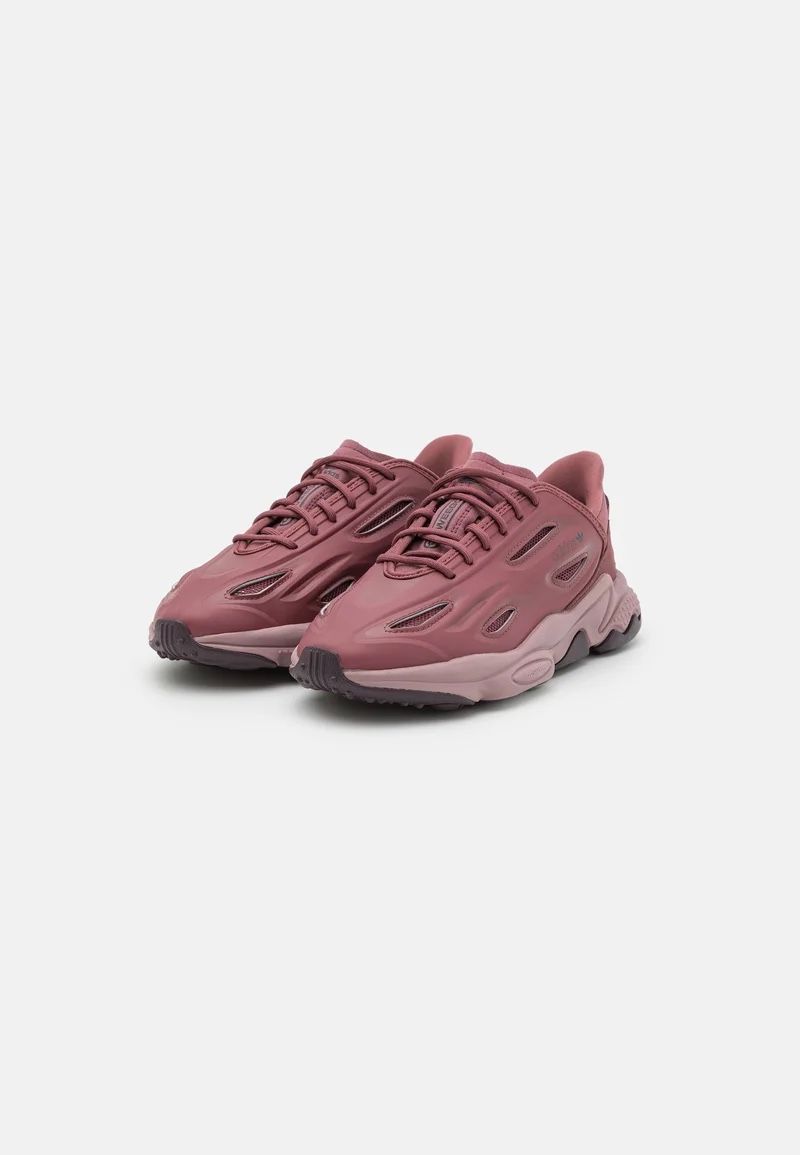Adidas Scarpe da donna: Adidas Ozweego Celox Sneakers – Nuovo e nell'imballaggio originale da Basel venduto da 1moonstar