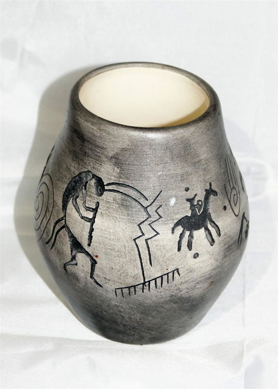 Vasi & Recipienti: Seltene Navajo-Keramik in grau – Usato da Geroldswil venduto da ARTEFACTO