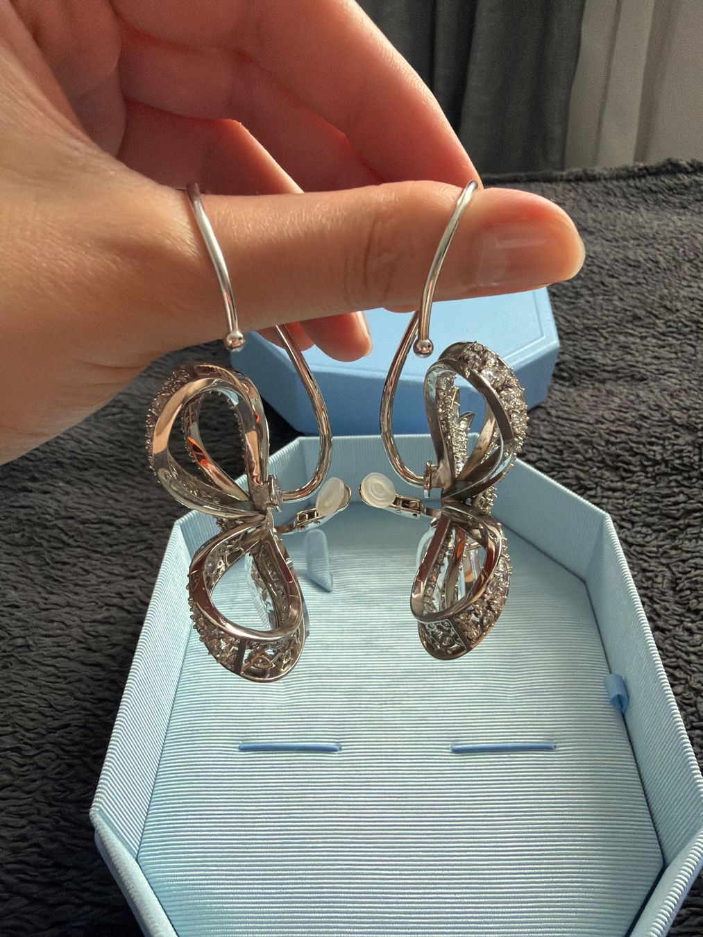 Swarovski Orecchini pendenti & Orecchini a lobo: Swarovski Hyperbola Ohrclips – Nuovo e nell'imballaggio originale da Fribourg venduto da DayaneH. 2