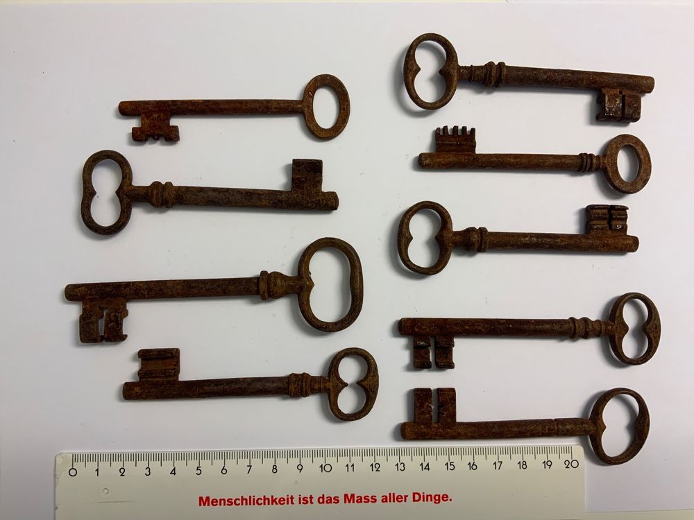 Antike Schlüssel 9 Stück
