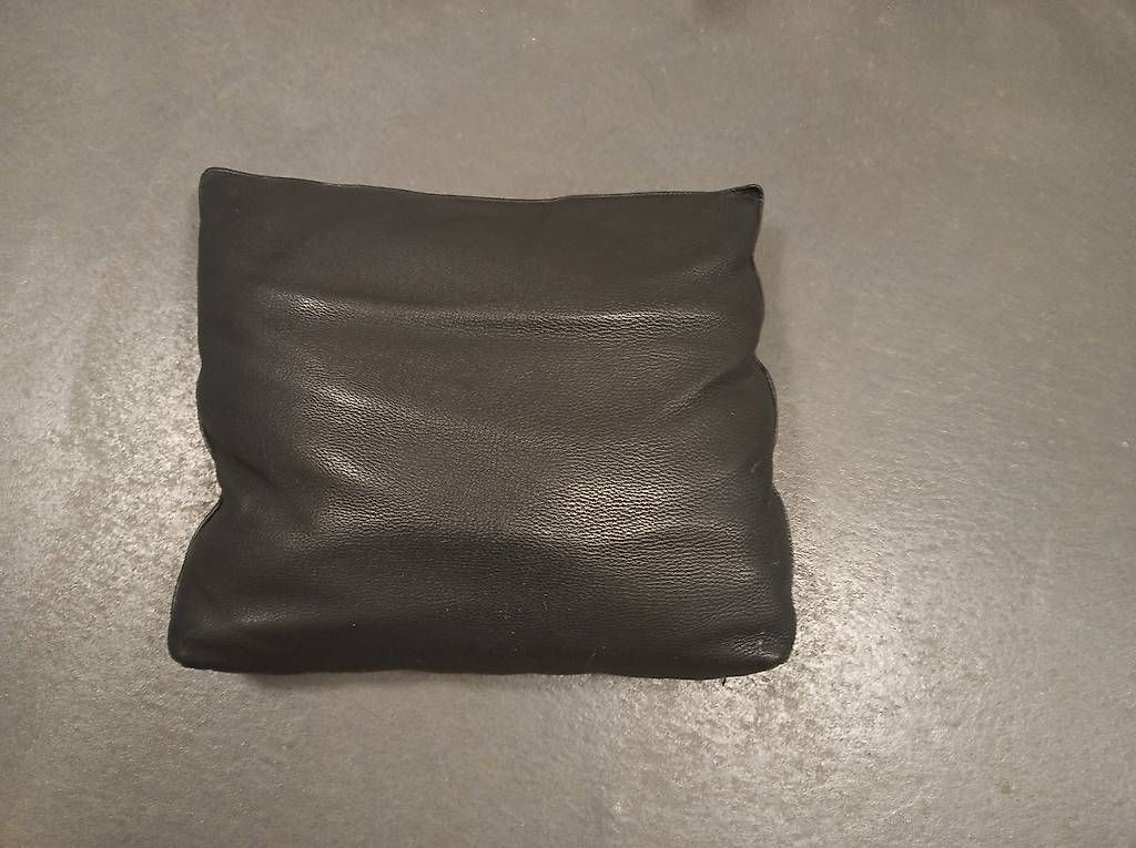 Divani: Artanova Leder Sofa schwarz – Usato da Baden venduto da cyrill690 3