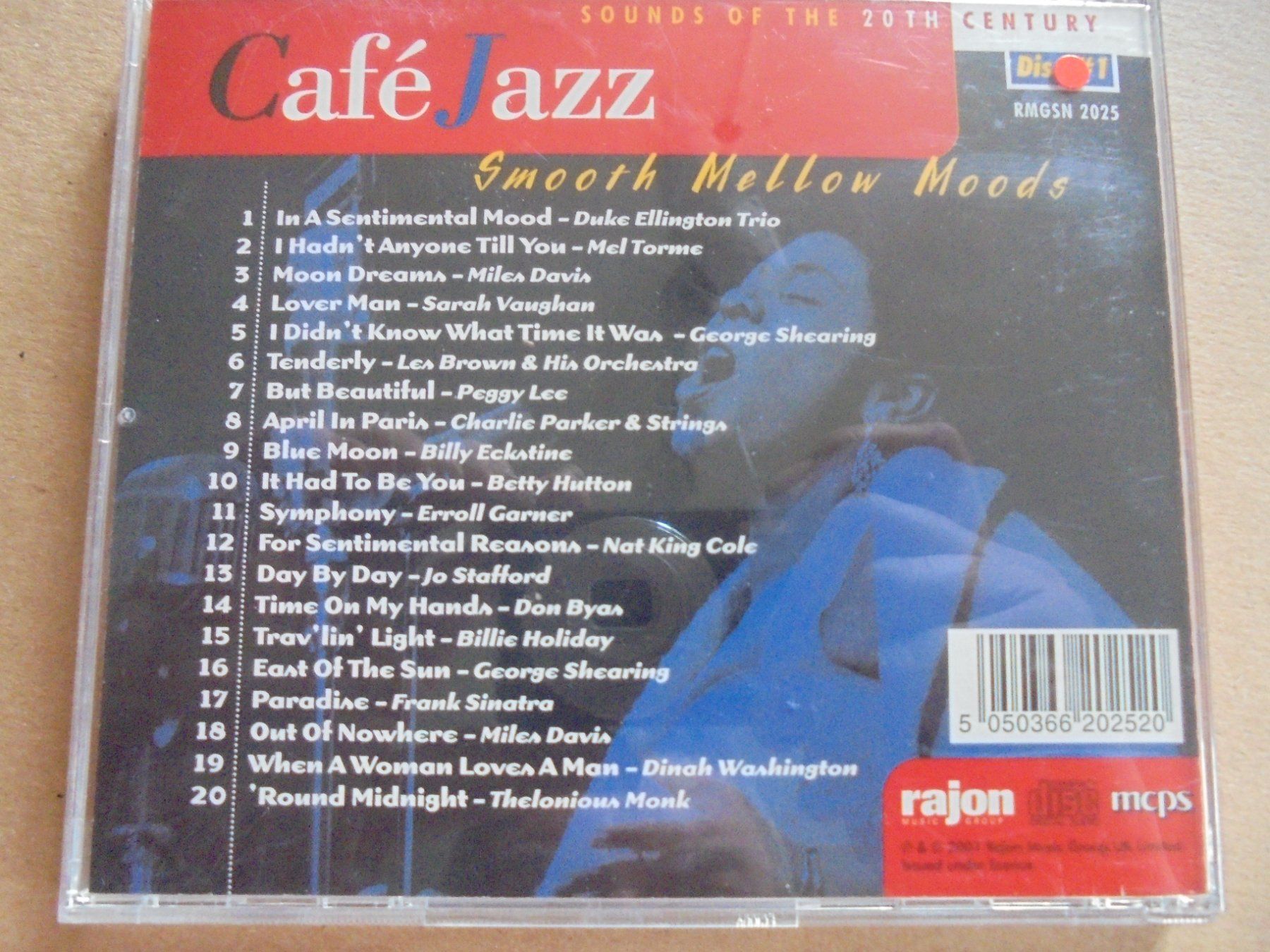 CD: " Café Jazz, Smooth Mellow Moods, disc 1 " CD UK 2001 – Usato da Crissier venduto da Promopost 1