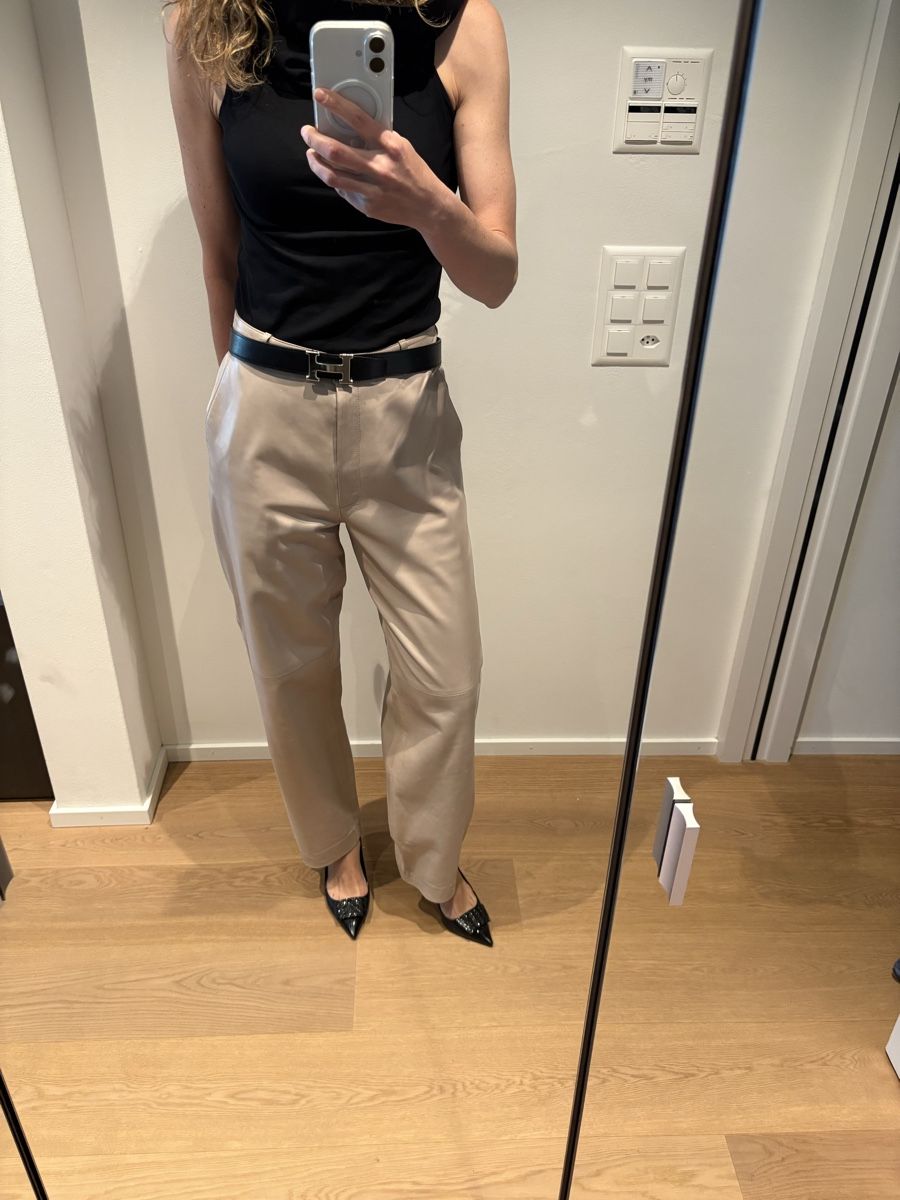 Hermès Pantaloni: Hermes leather pants size 36 – Usato da St. Gallen venduto da ott_f827