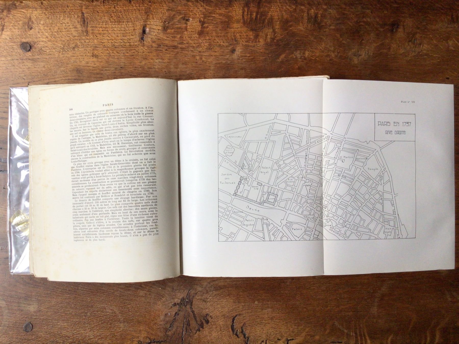 Livres: Paris – D'occasion à Némiaz (Chamoson) par Patoshi 4