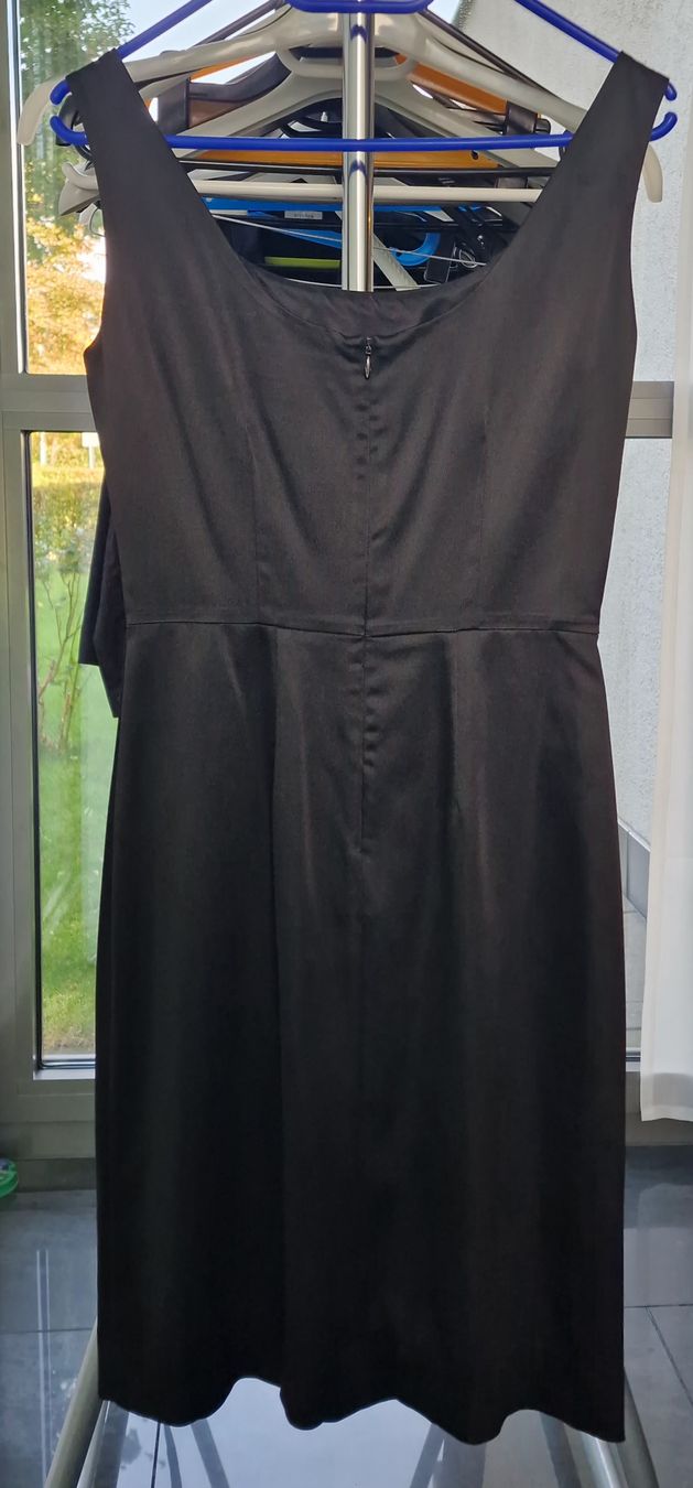 Vestiti: Abito nero Kathleen Madden, elegante con fiocchi! – Usato da Volketswil venduto da agc_th5j 1