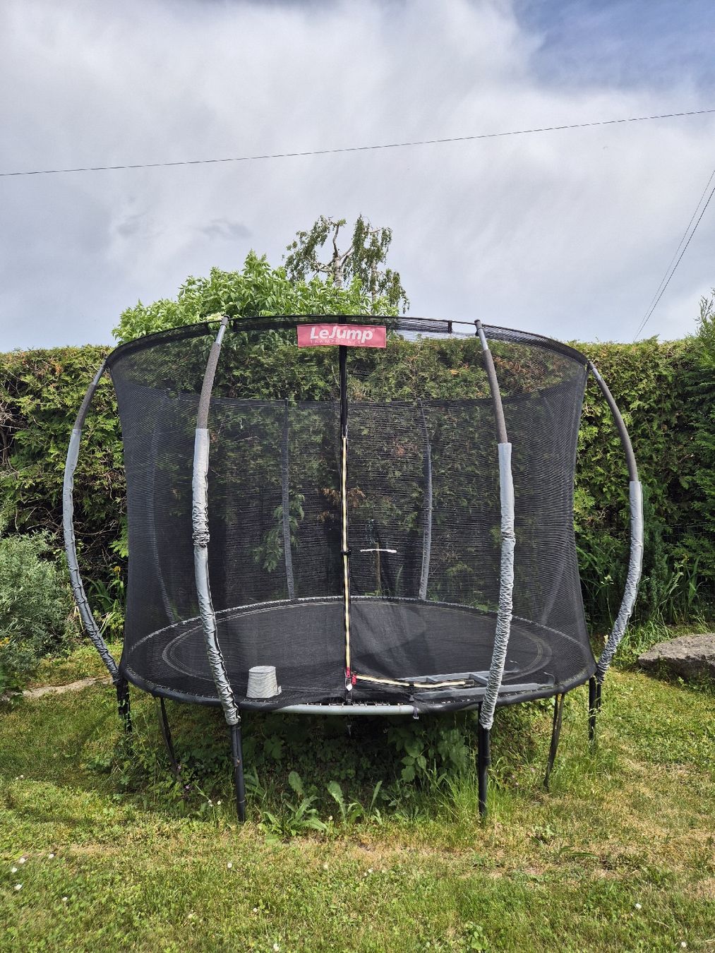 Trampoline: Trampoline LeJump diamètre 305 cm – Gebraucht aus Carrouge VD von HT23 1