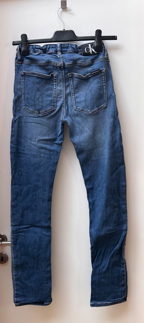Calvin Klein Jeans: CALVIN KLEIN Jeans – Usato da Dättwil AG venduto da fio_d76l 1