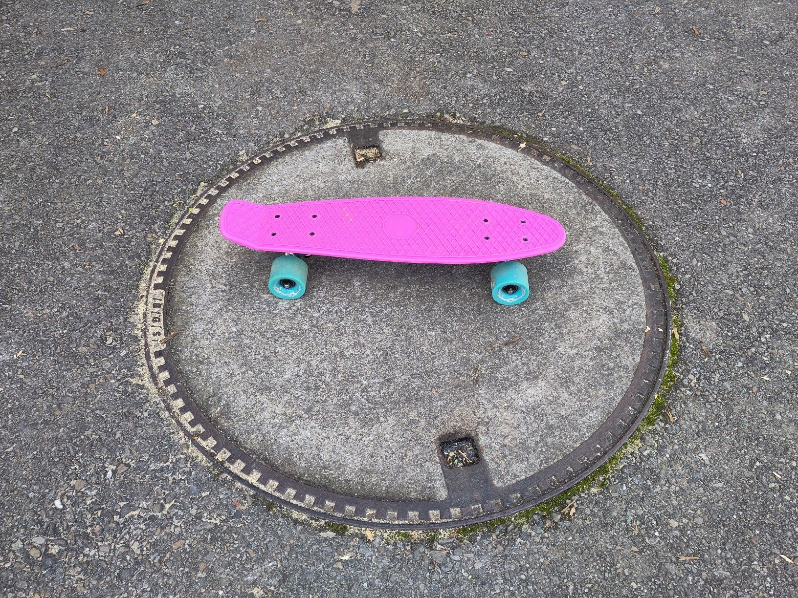 Skateboards: Skateboard, Rollbrettchen, pink – Usato da Dettighofen Lengw. venduto da mai_75wt