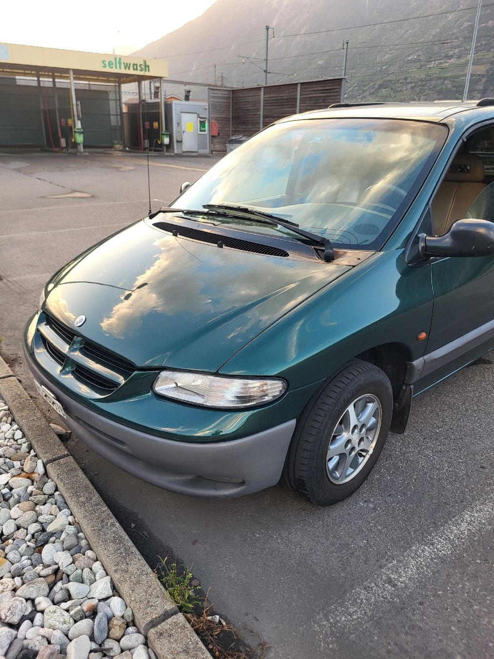 Chrysler Automobili: Chrysler  Grand Voyager  – Usato da Saxon venduto da fre_l2kq 1