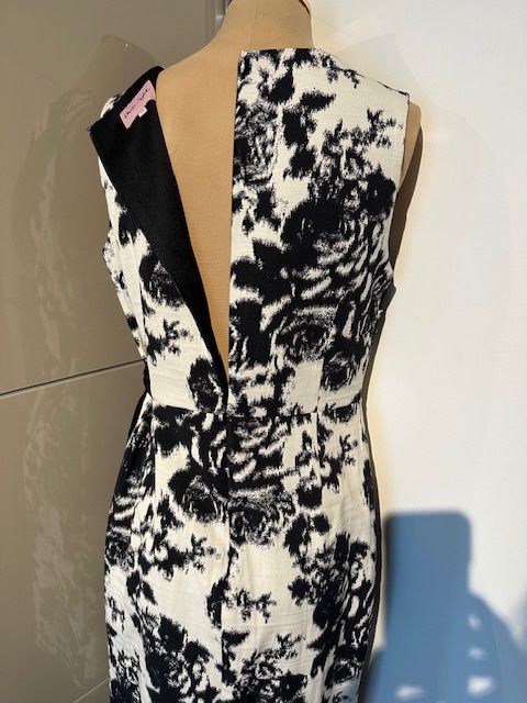Kleider: Sommerkleid Blumenmuster schwarz weiss Gr. 40 – Gebraucht aus Hindelbank von vey_t 2