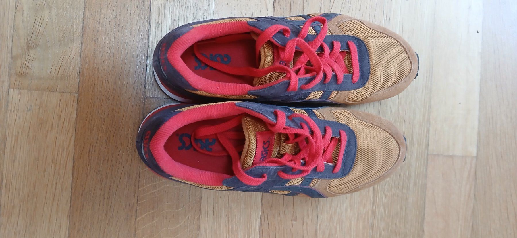 Asics Scarpe da uomo: Asics Schuhe Gr. 43 – Usato da Niederwangen BE venduto da Kimotsao 1