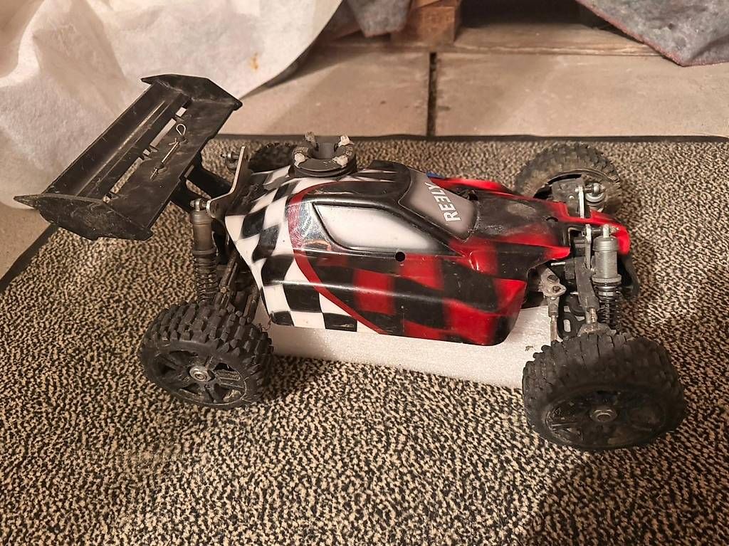 Modellismo RC: Rc Nitro Buggy 1:8 Starter set – Usato da ebikon venduto da Caru15