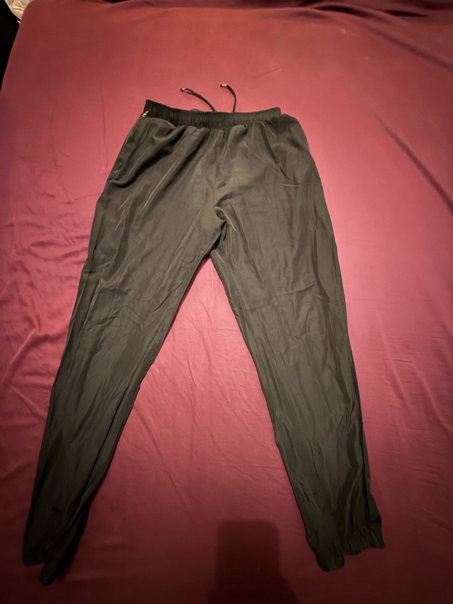 Pantaloni: Bas kalenji – Usato da Prilly venduto da ale_8prt