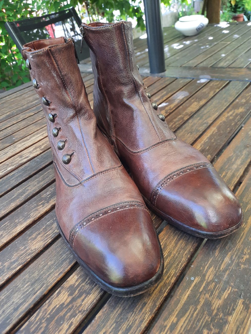 Scarpe da uomo: MANFIELD, BOTTINES CUIR à BOUTONS.. De qualité – Usato da Le Locle venduto da marylise01 2