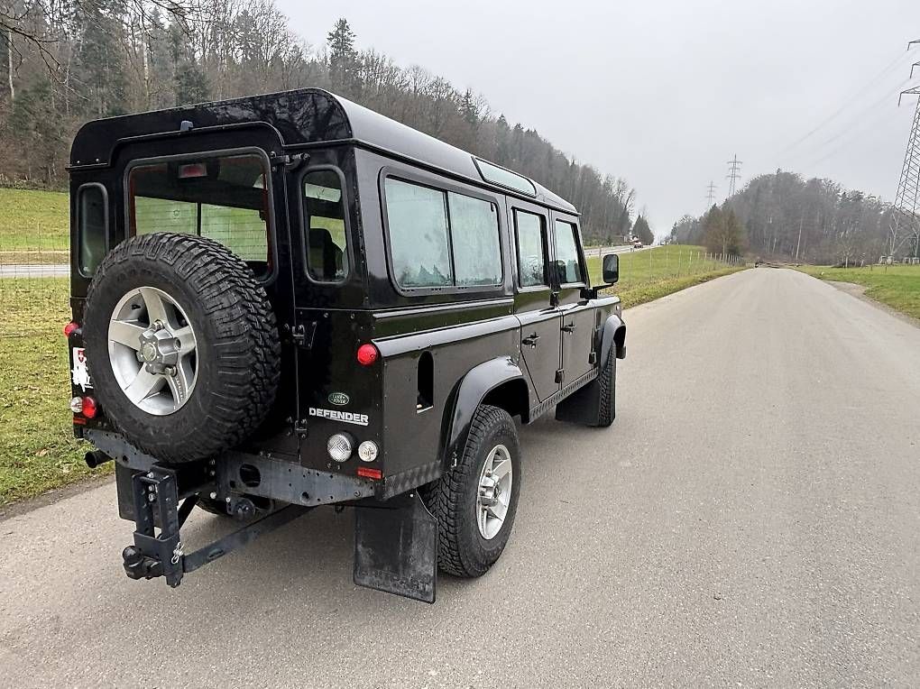 Automobili: Land Rover Defender 110 TD4 – Usato da Wettingen venduto da DamianH1999 2