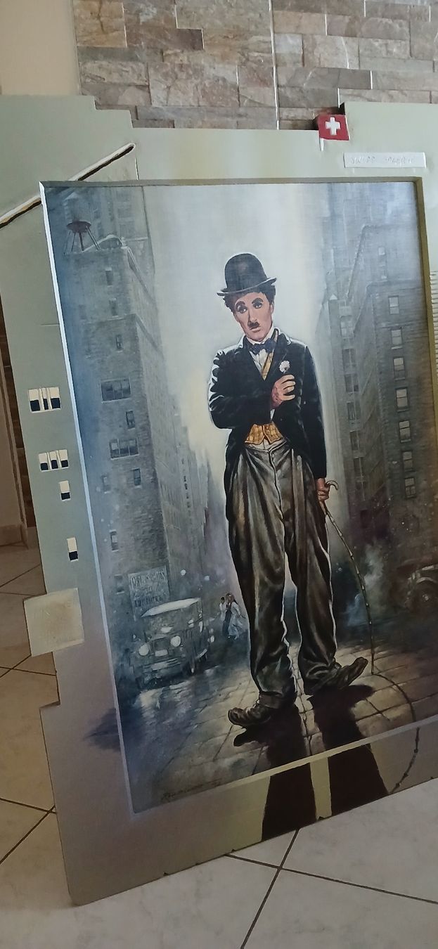 Dipinti: Bild Charli Chaplin mit Rahmen – Usato da Schafisheim venduto da dopie01