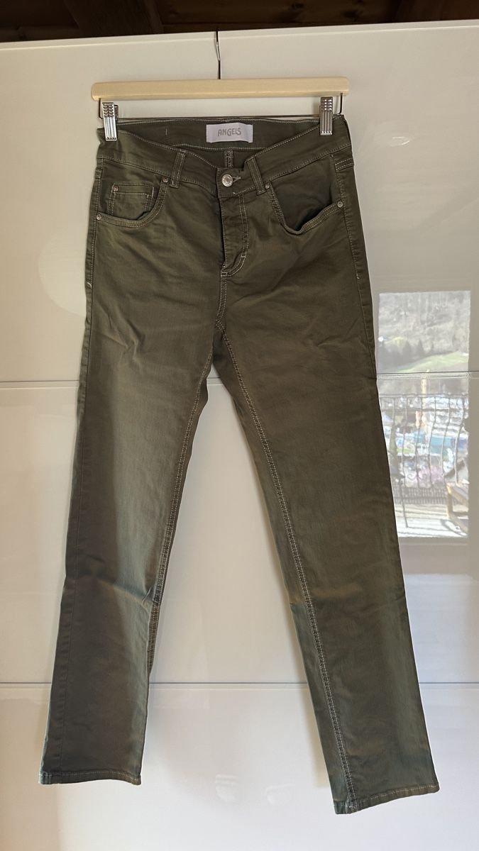 Angels Hosen: Angels Hose – Gebraucht aus Grellingen von isa_6yr8