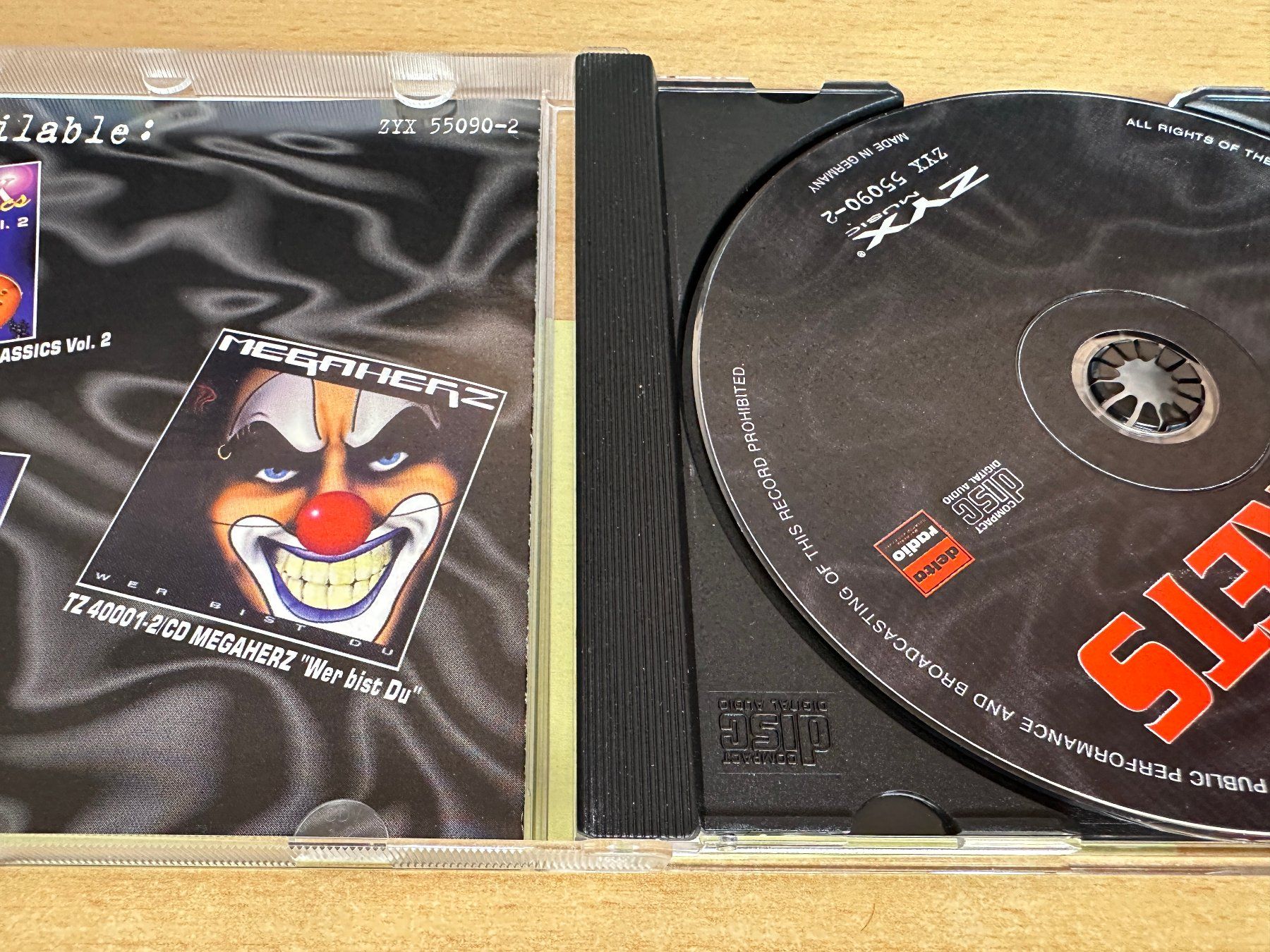 CD: Various – Rockets – Usato da Rikon im Tösstal venduto da Alpenmutz 2