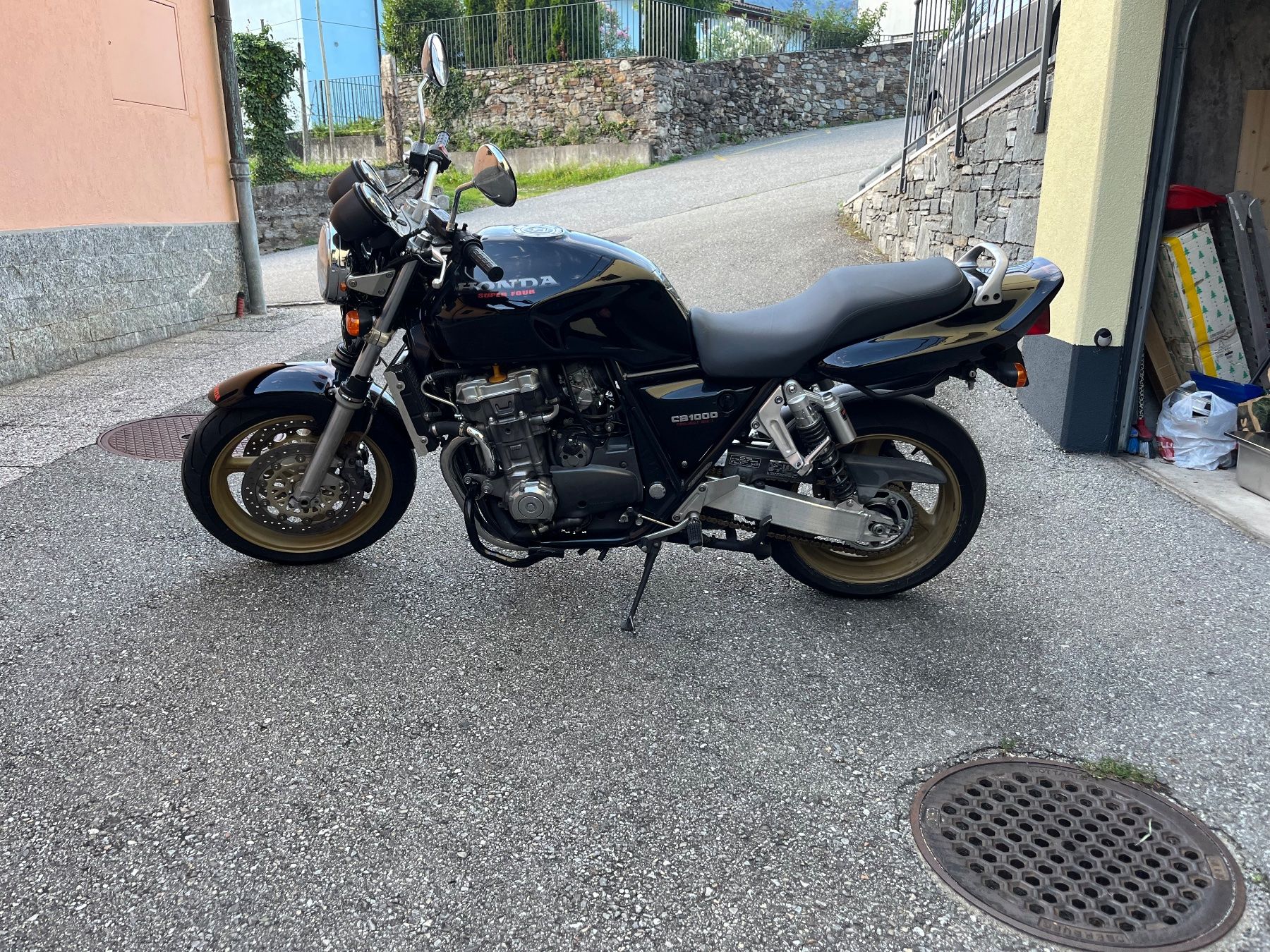 Honda Strada: Honda CB1000 F Big One Super Four – Usato da Cadenazzo venduto da Pako1985 6