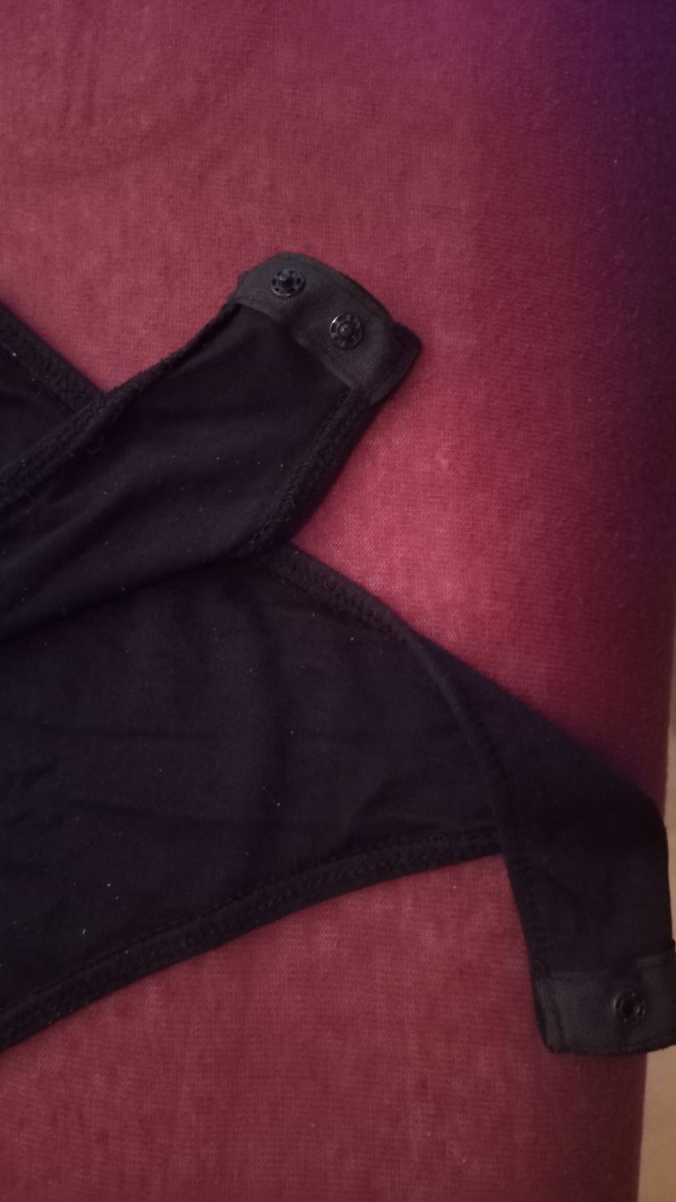 Zara Top: Schwarzer Zara Body Gr. M, neuwertig – Nuovo (secondo la descrizione) da Hettenschwil venduto da Schneuggi2 2