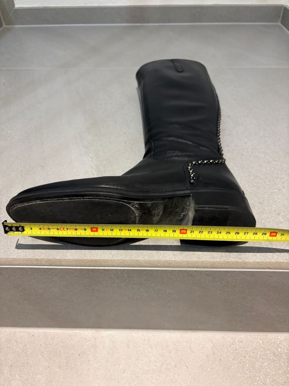 Damenschuhe: Bottes en cuir noir, taille 41 – Gebraucht aus Bussigny von youli85 4