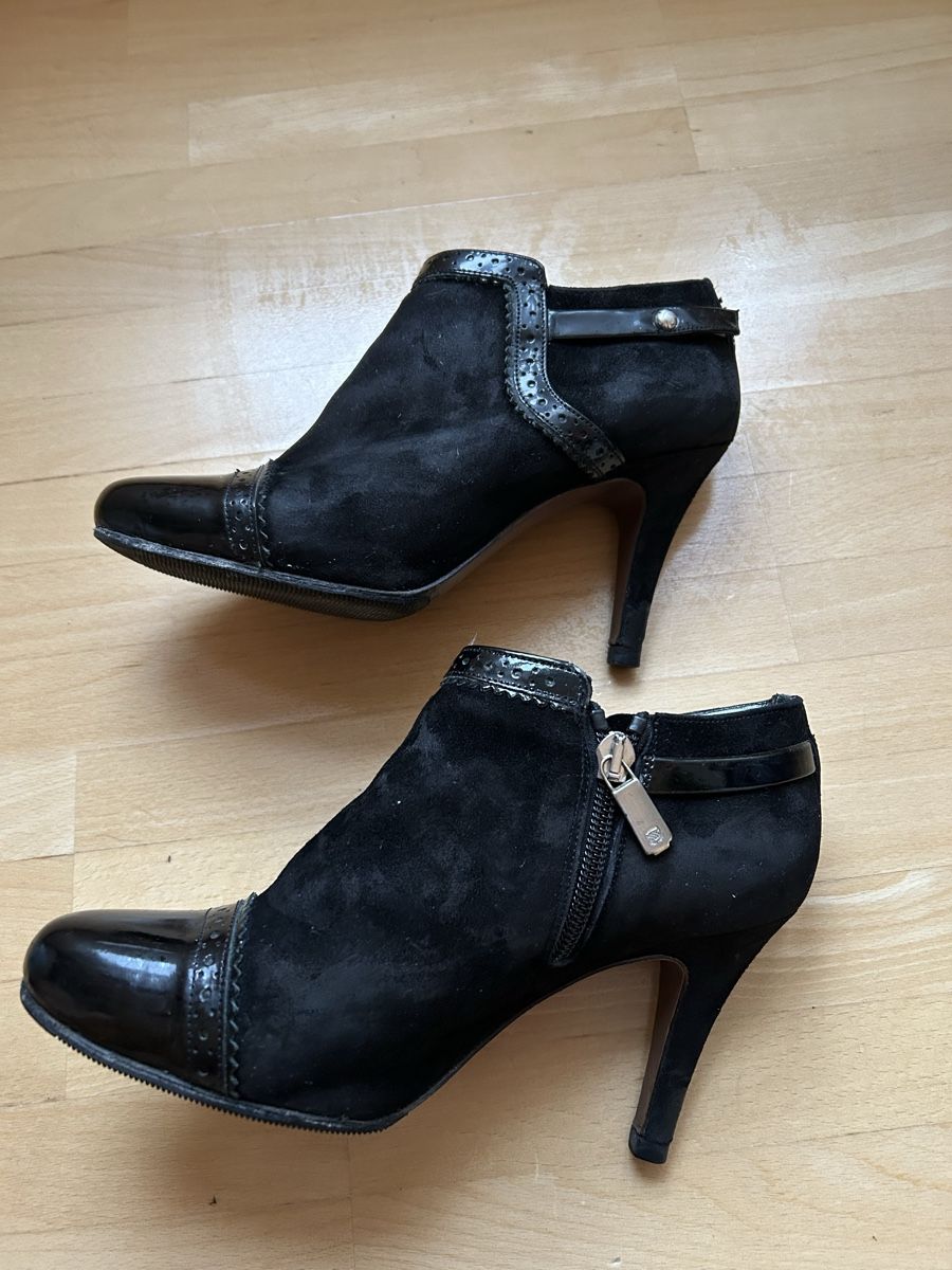 Damenschuhe: Wildleder Stiefeletten, schwarz, Gr.35.5 – Gebraucht aus Zürich von keinweiss 1