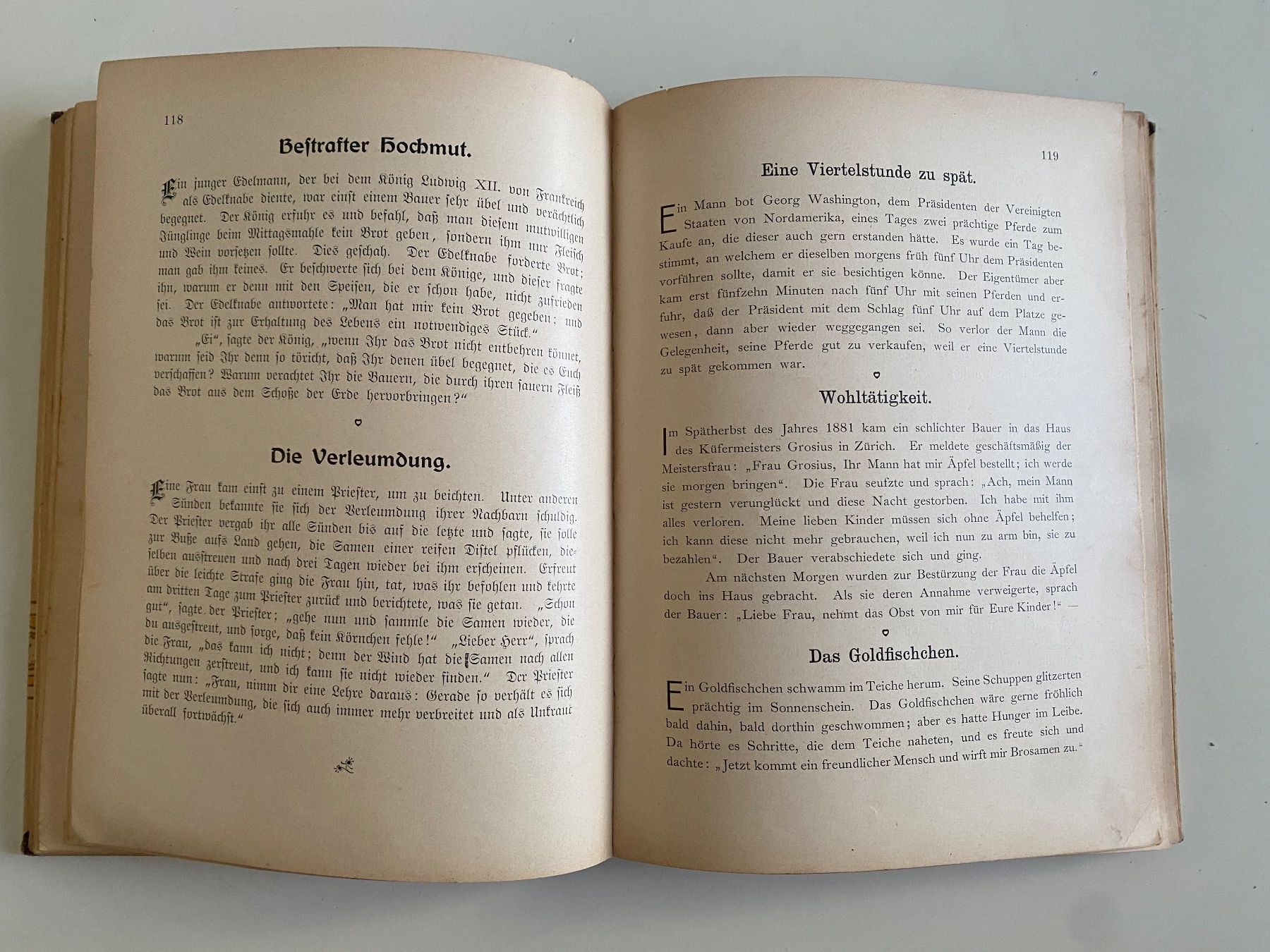 Libri: Antikes Buch - ILLUSTRIERTER SCHWEIZERISCHER JUGENDSCHATZ – Usato da Münsingen venduto da Ganjam 6