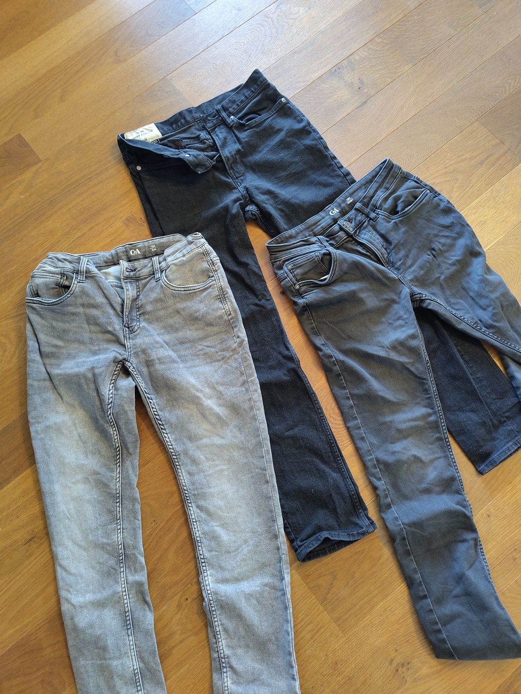 Lotti & Set di vestiti: Jeans Paket 164/170 Knaben – Usato da Lyss venduto da Talpa 1