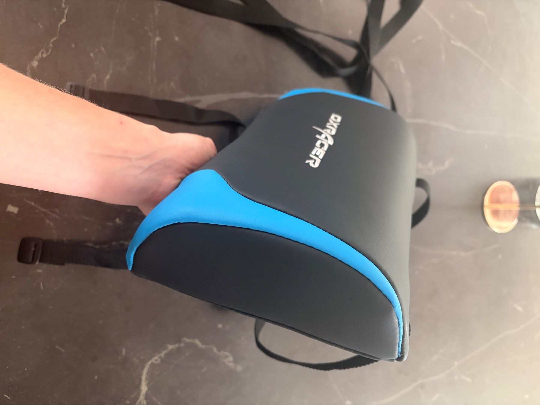 Chaises: Coussin chaise DxRacer – Neuf (Voir description) à St-Imier par SARESE 1