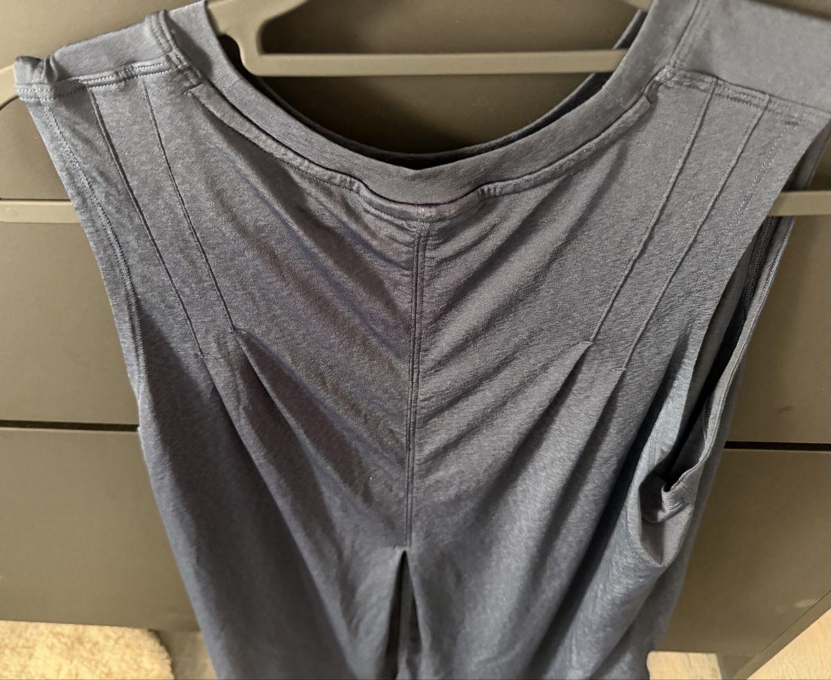 Lululemon Tops: Lululemon Shirt Damen Grösse M  – Neu (gemäss Beschreibung) aus Flims Dorf von Specials 3