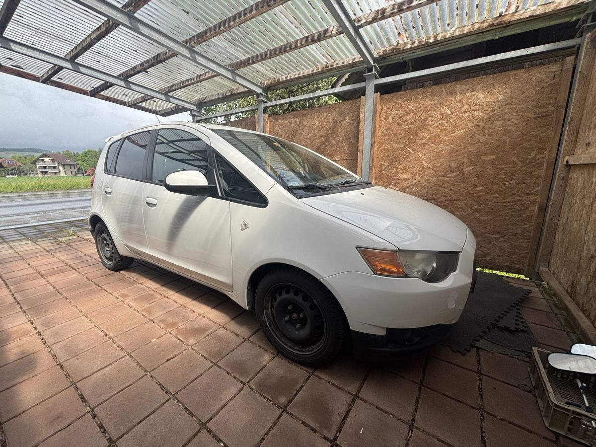 Mitsubishi Automobili: Mitsubishi Colt 1.3 – Usato da Schüpbach venduto da riggi.1995