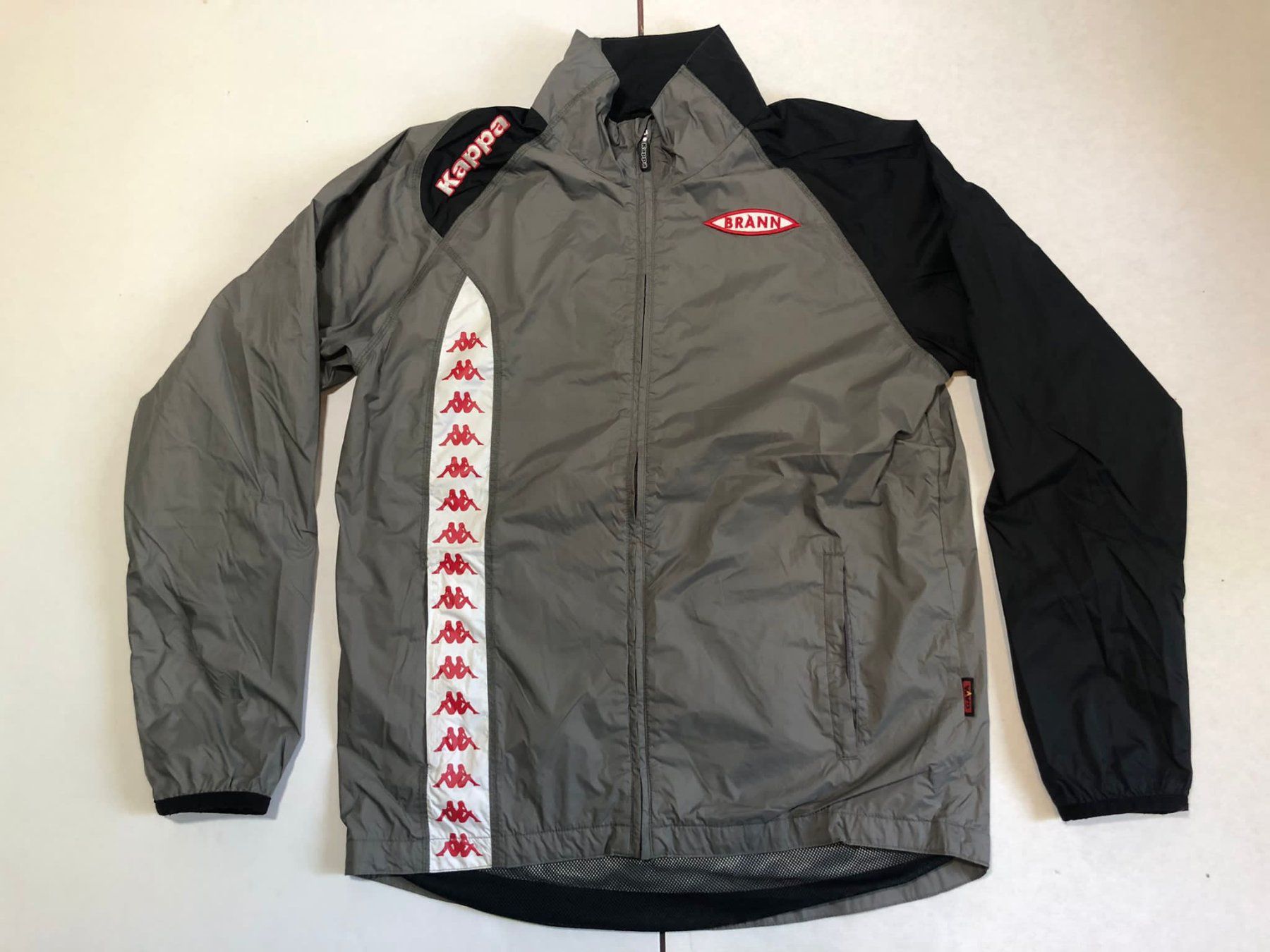 Kappa Giacche: Vintage Kappa Bremen jacke Gr. L – Usato da Zürich venduto da le_souk