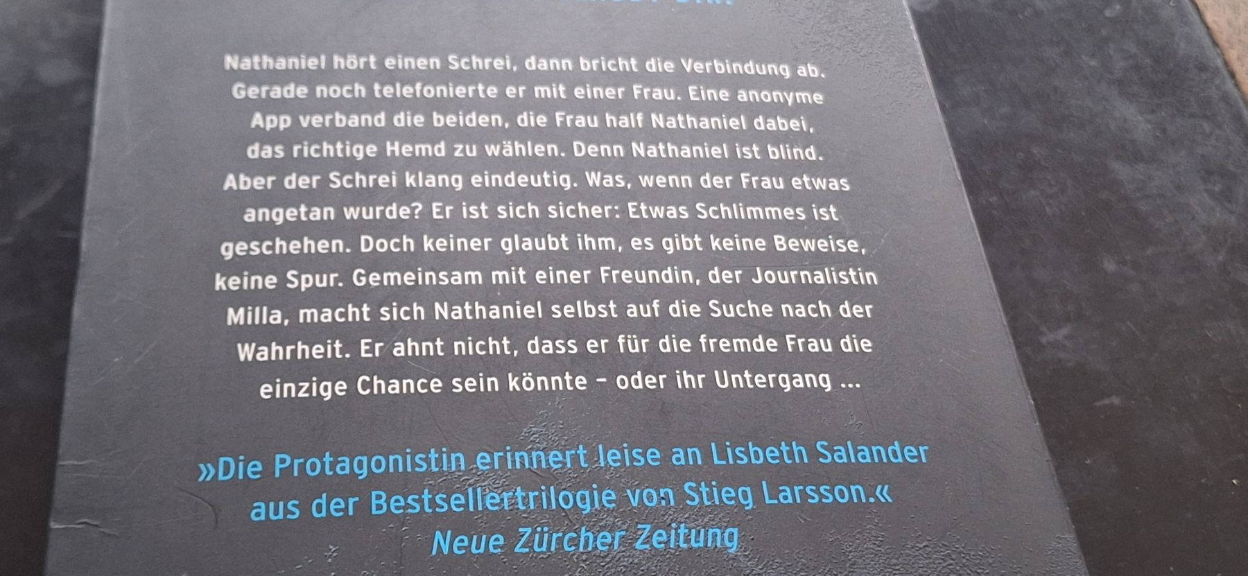 Libri: BLIND - Christine Brand Kriminalroman – Usato da Männedorf venduto da Livingston 1