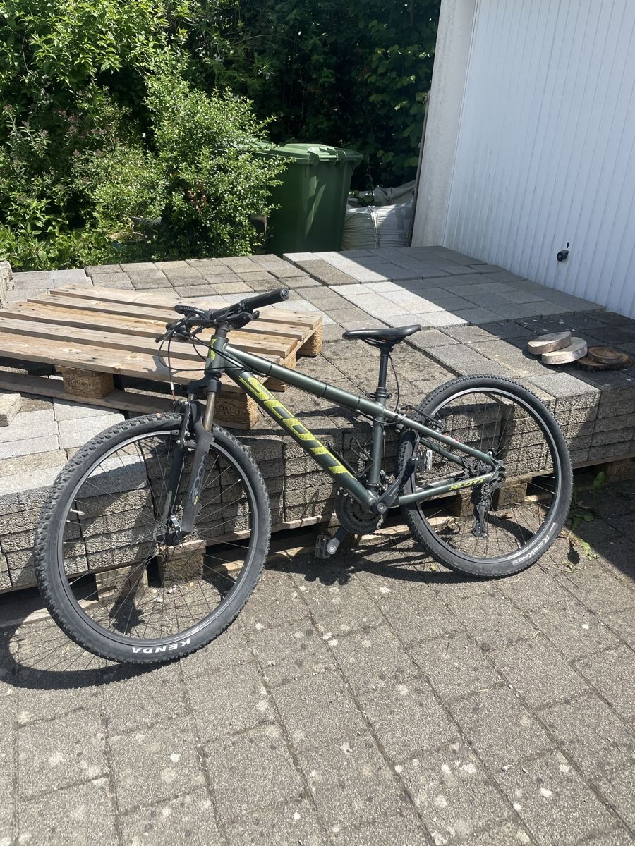 Scott Biciclette: Scott scale – Difettoso da Sarmenstorf venduto da sil_27w2 2