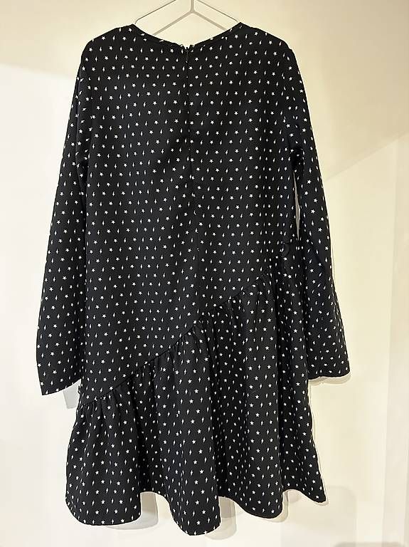 Vestiti & Gonne: Mädchen Kleid mit flauschiger Weste, Gr. 140 – Usato da Widnau venduto da hbr_mhx2 2